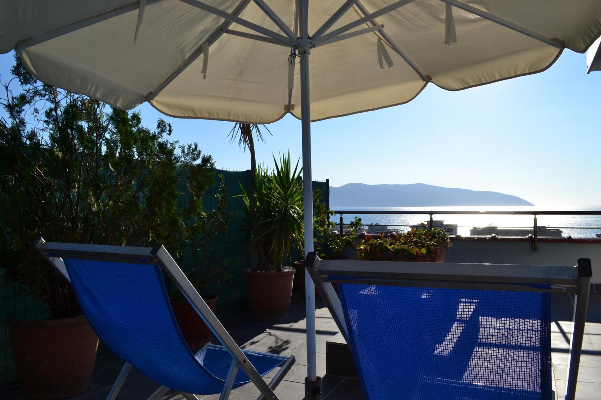 Apartamento Seaview Penthouse Terrace & Garage Vlorë Exterior foto