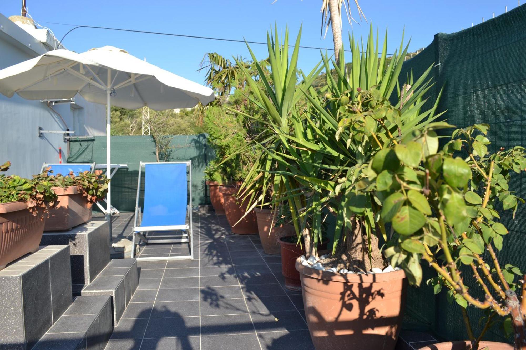 Apartamento Seaview Penthouse Terrace & Garage Vlorë Exterior foto
